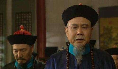 《雍正王朝》里<strong></p>
<p>老花镜
</strong>，康熙给佟国维老花镜究竟是什么用意？:老花镜
