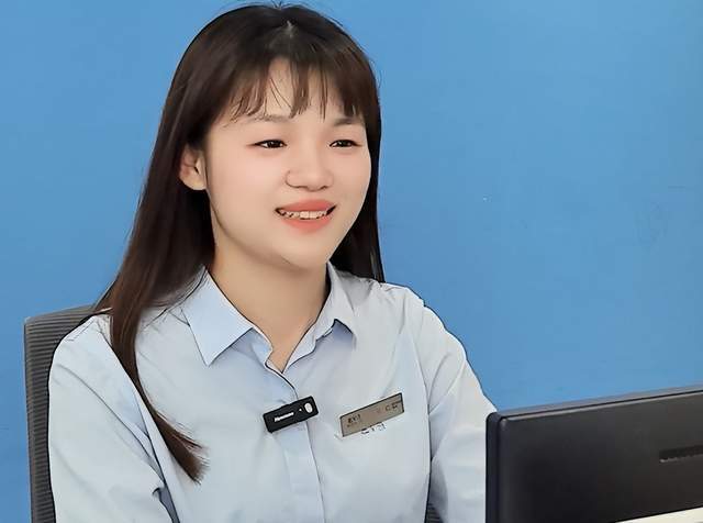 眼科医护都不做近视？高度近视眼科护士勇敢摘镜粉碎谣言:近视镜