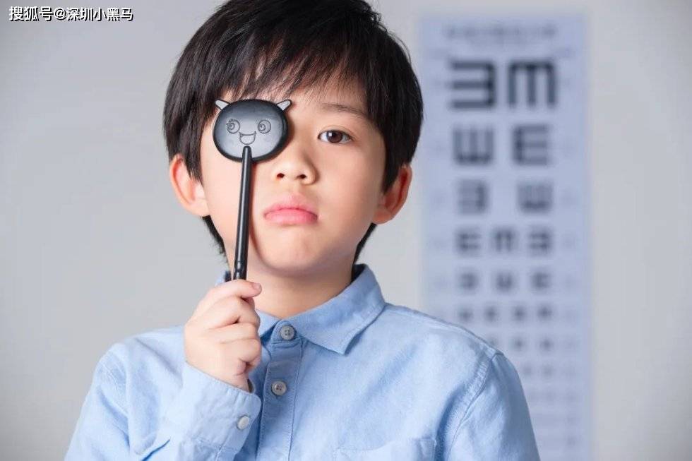 备受追捧的 OK 镜<strong></p>
<p>近视镜</strong>，到底能不能根治近视？:近视镜